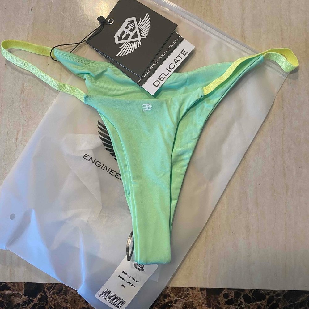 Body Engineers Iris Bikini Set - Picture 9 of 13